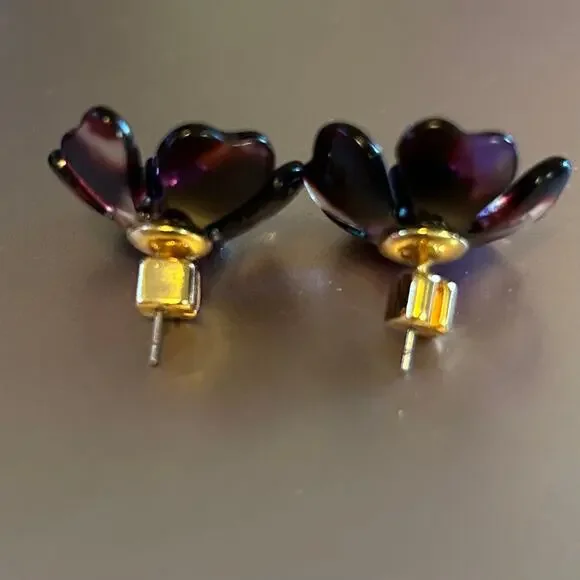 Pre-Owned Kate Spade gold tone purple crystal flower stud earrings - Picture 2 of 5